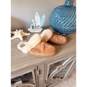 UGG Scuffette Suede Sheepskin Slippers Women Chestnut Size 10